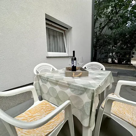 Apartment Easy Dramalj